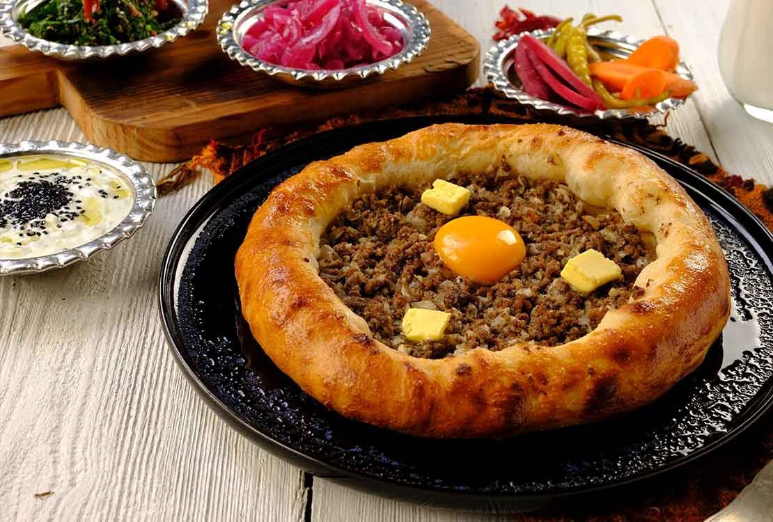 Trabzon Kıymalı Pide